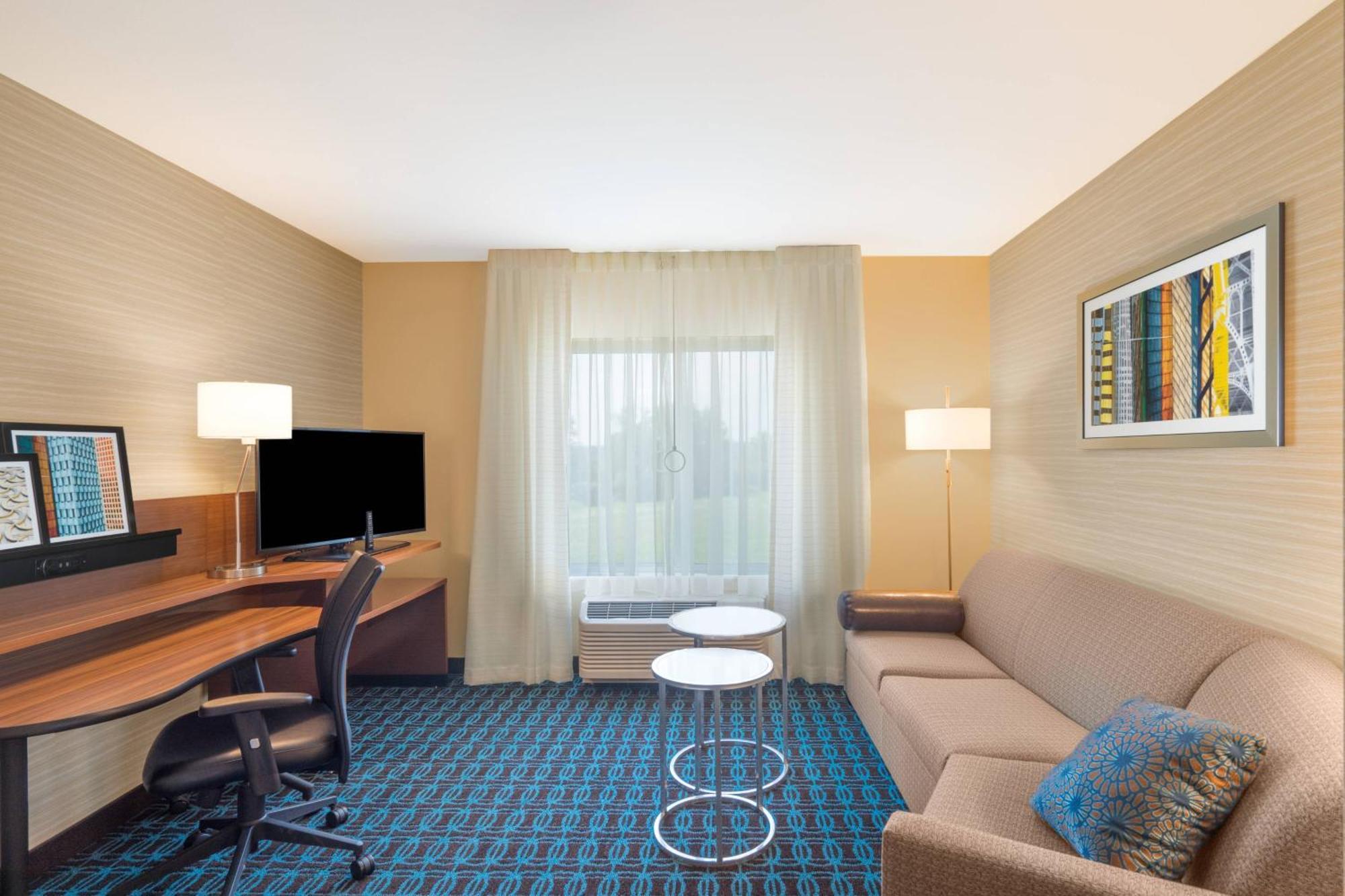Fairfield Inn & Suites By Marriott Bloomsburg Exterior photo